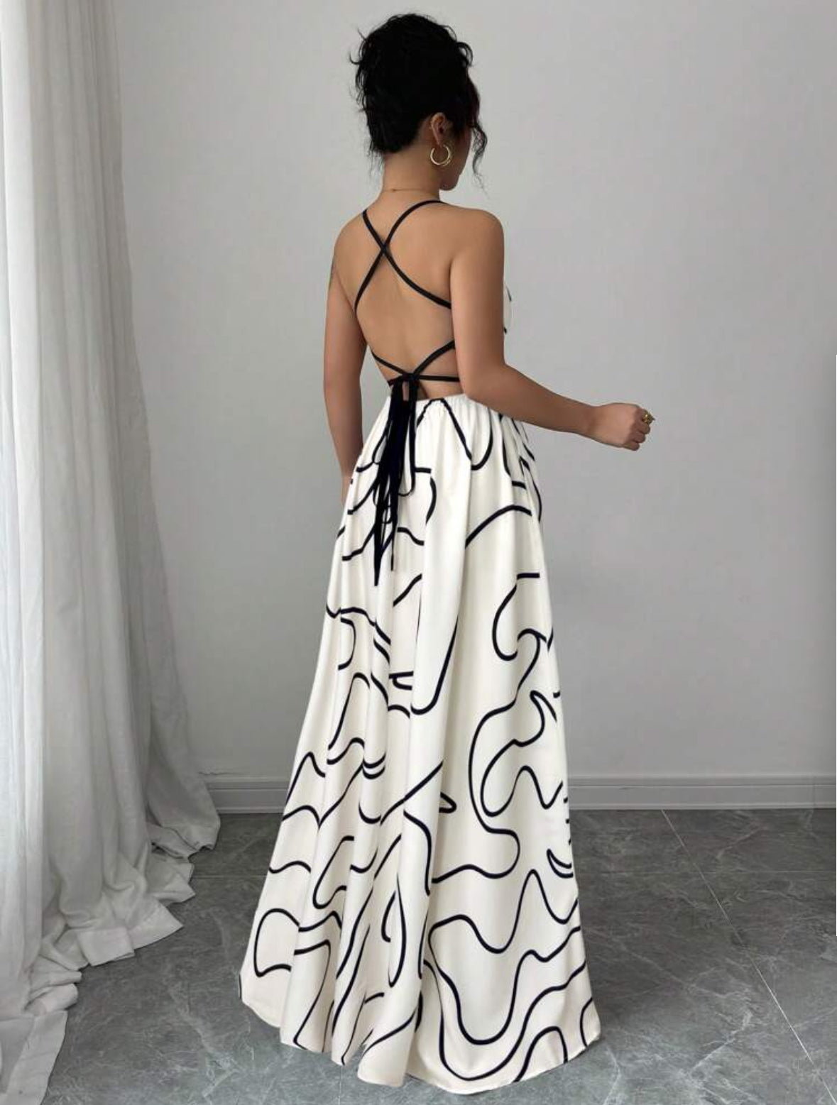 Backless Criss-Cross Straps Maxi Dress