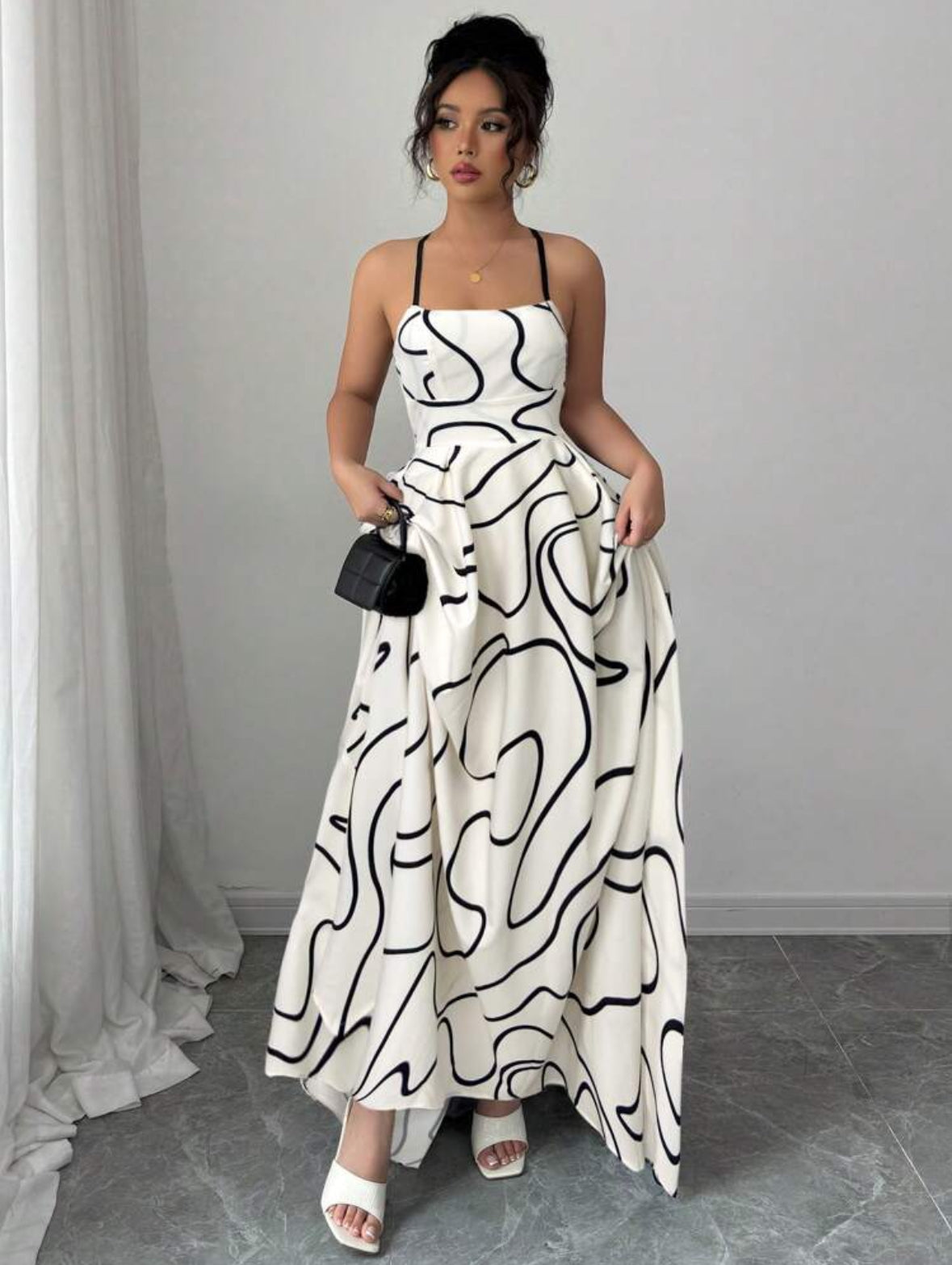 Backless Criss-Cross Straps Maxi Dress